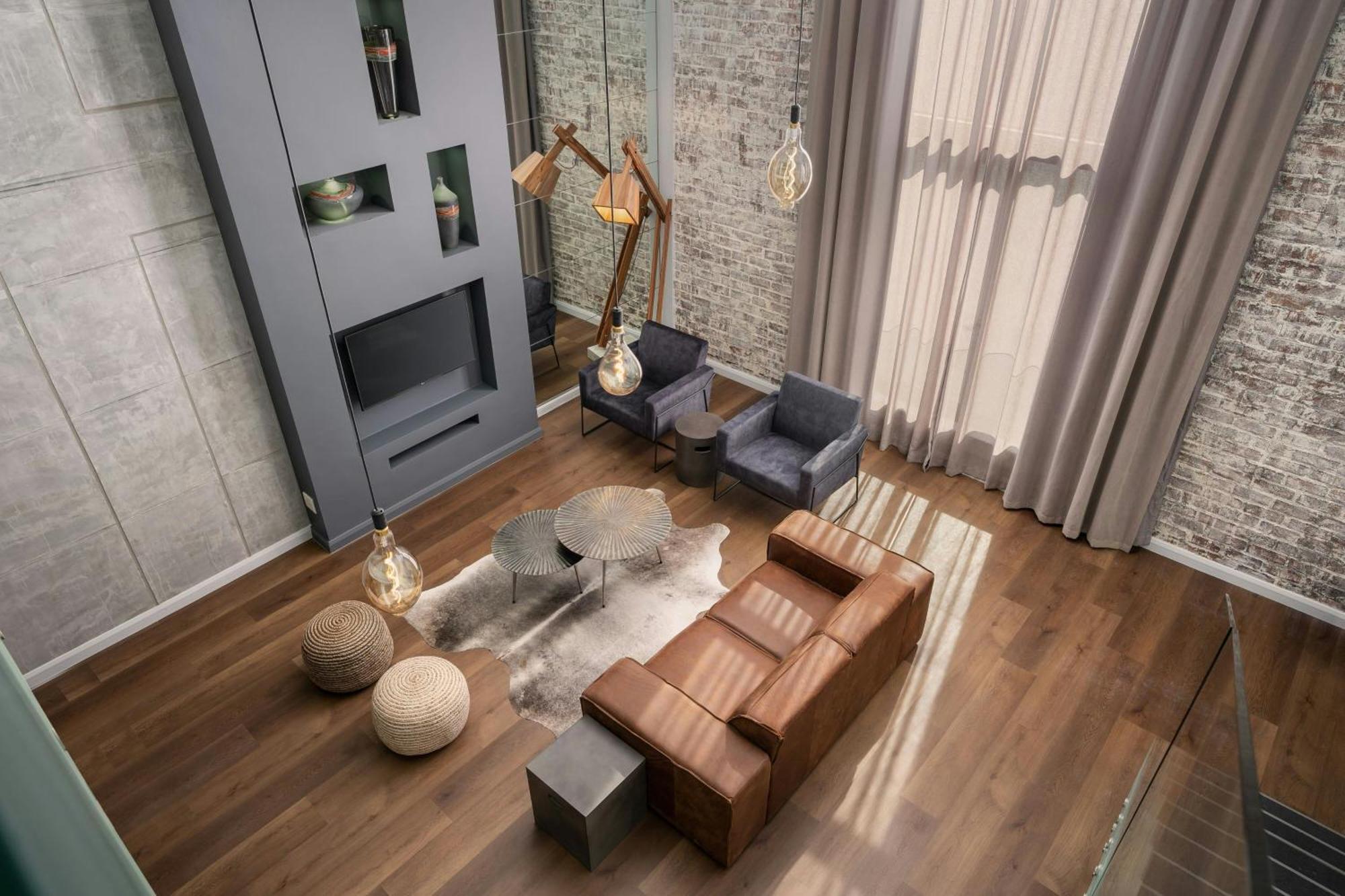 1 Bedroom Bi-level Loft,1643140545:JPEG